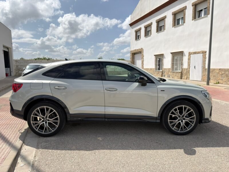 AUDI Q3 SPORTBACK BLACK LINE 35 TDI QUATTRO S TRONIC