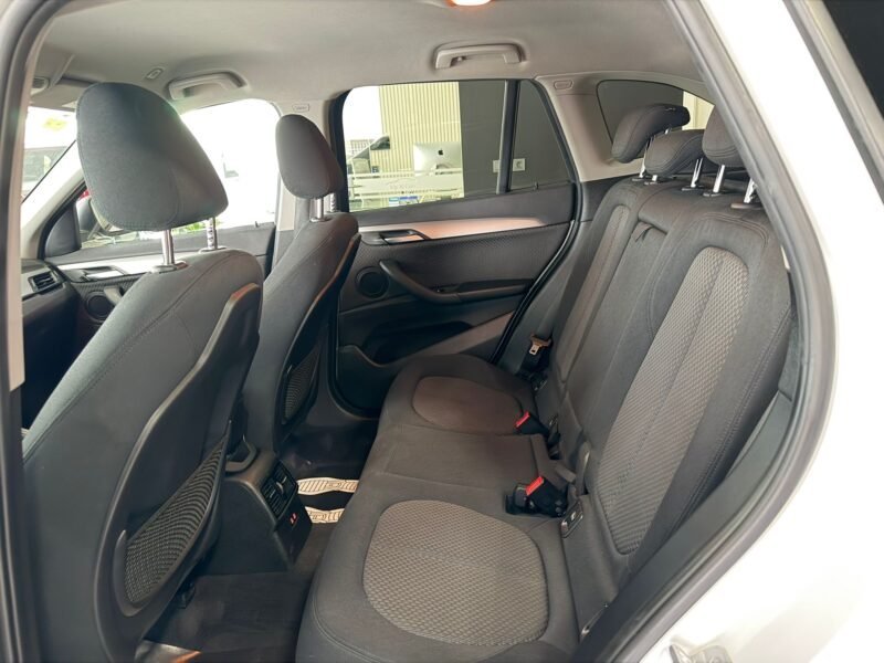 BMW X1 sDRIVE16d BUSINESS