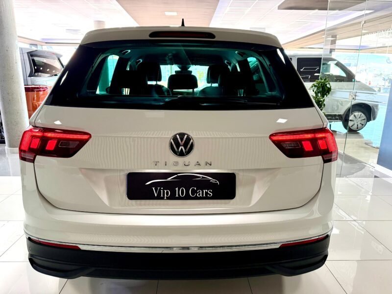 VOLKSWAGEN Tiguan URBAN SPORT 2.0 TDI DSG