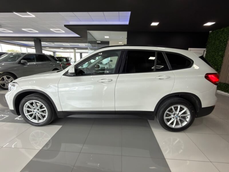 BMW X1 sDRIVE16d BUSINESS