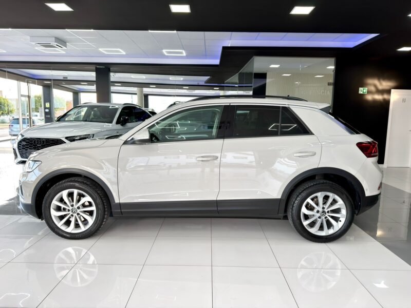 VOLKSWAGEN T-ROC LIFE 2.0 TDI