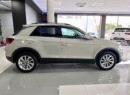 VOLKSWAGEN T-ROC LIFE 2.0 TDI
