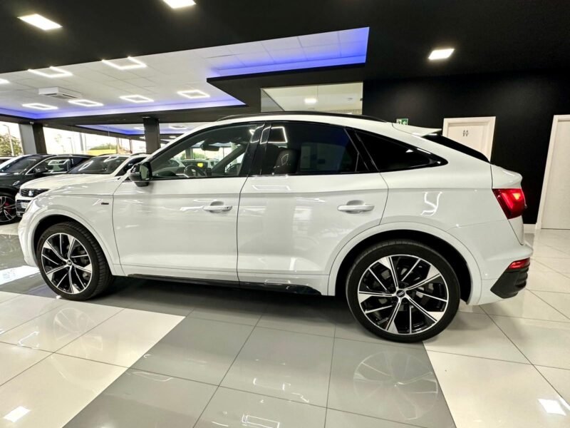 AUDI Q5 SPORTBACK BLACK LINE .40 TDI QUATROULTRA