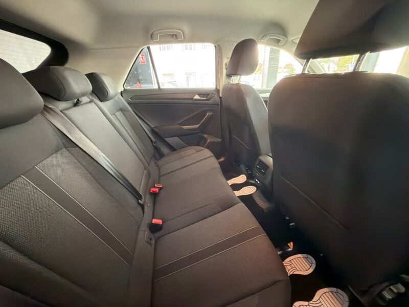 VOLKSWAGEN T-ROC LIFE 2.0 TDI