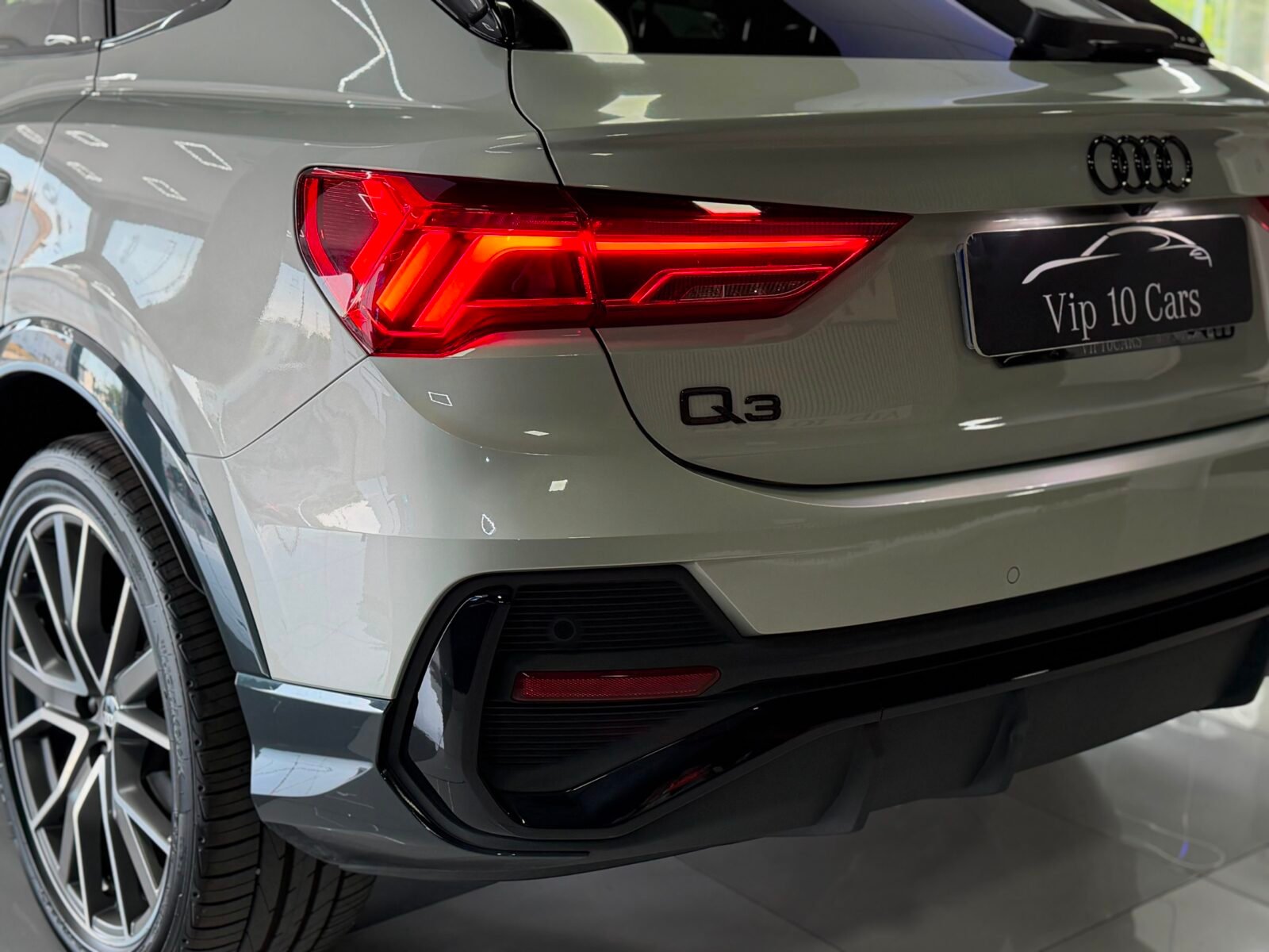 AUDI Q3 Sportback BLACK LINE 35 TDI QUATTRO S TRONIC