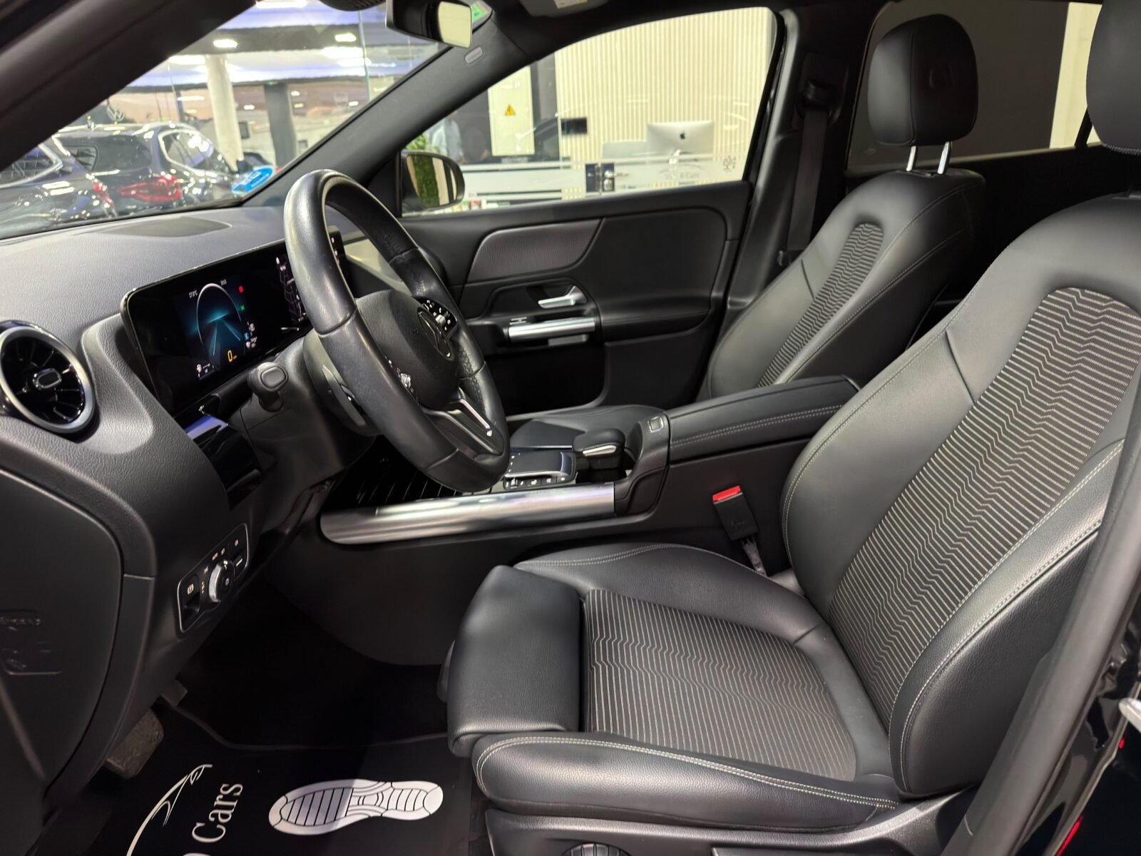 MERCEDES-BENZ GLA 250 e