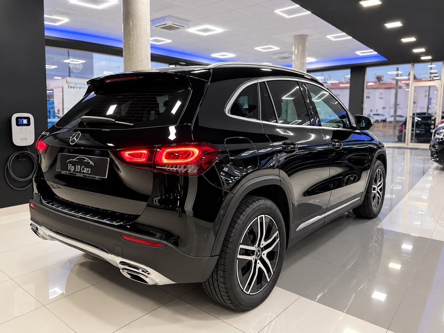 MERCEDES-BENZ GLA 250 e