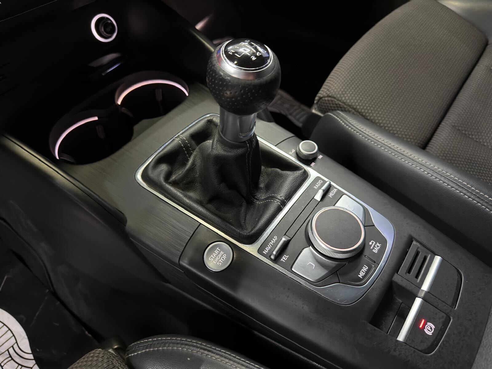 AUDI A3 Sline 30 TDI 85KW 116cv 